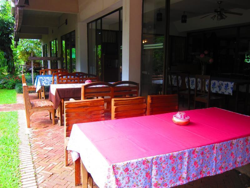 Mae Rim Lagoon Bed & Bakery מראה חיצוני תמונה